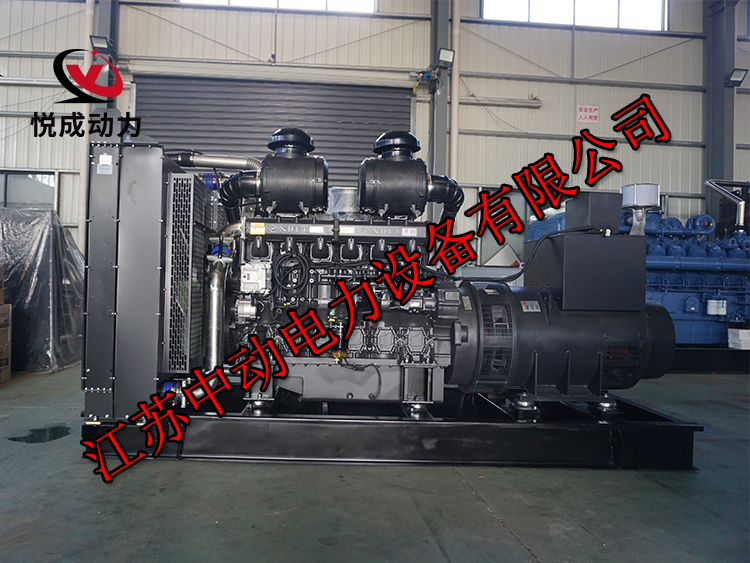 6KTAA25-G32上柴動力700KW柴油發電機組